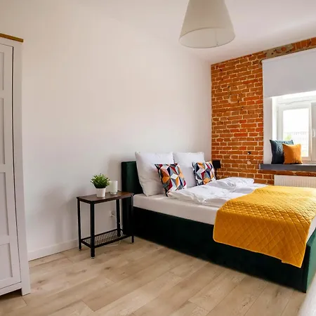 Apartment Lubartowska 19 *